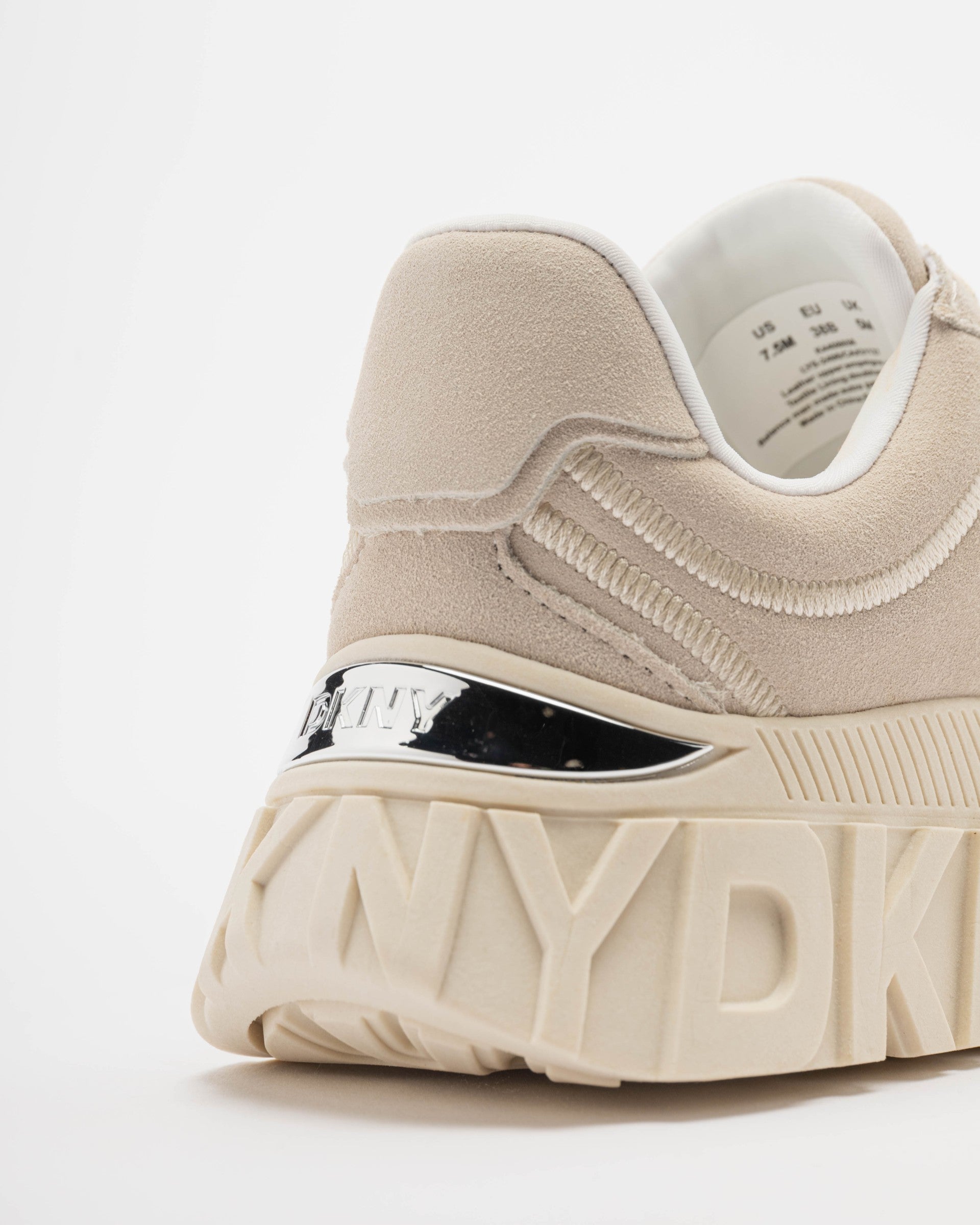 DKNY BEIGE SNEAKERS size 8.5