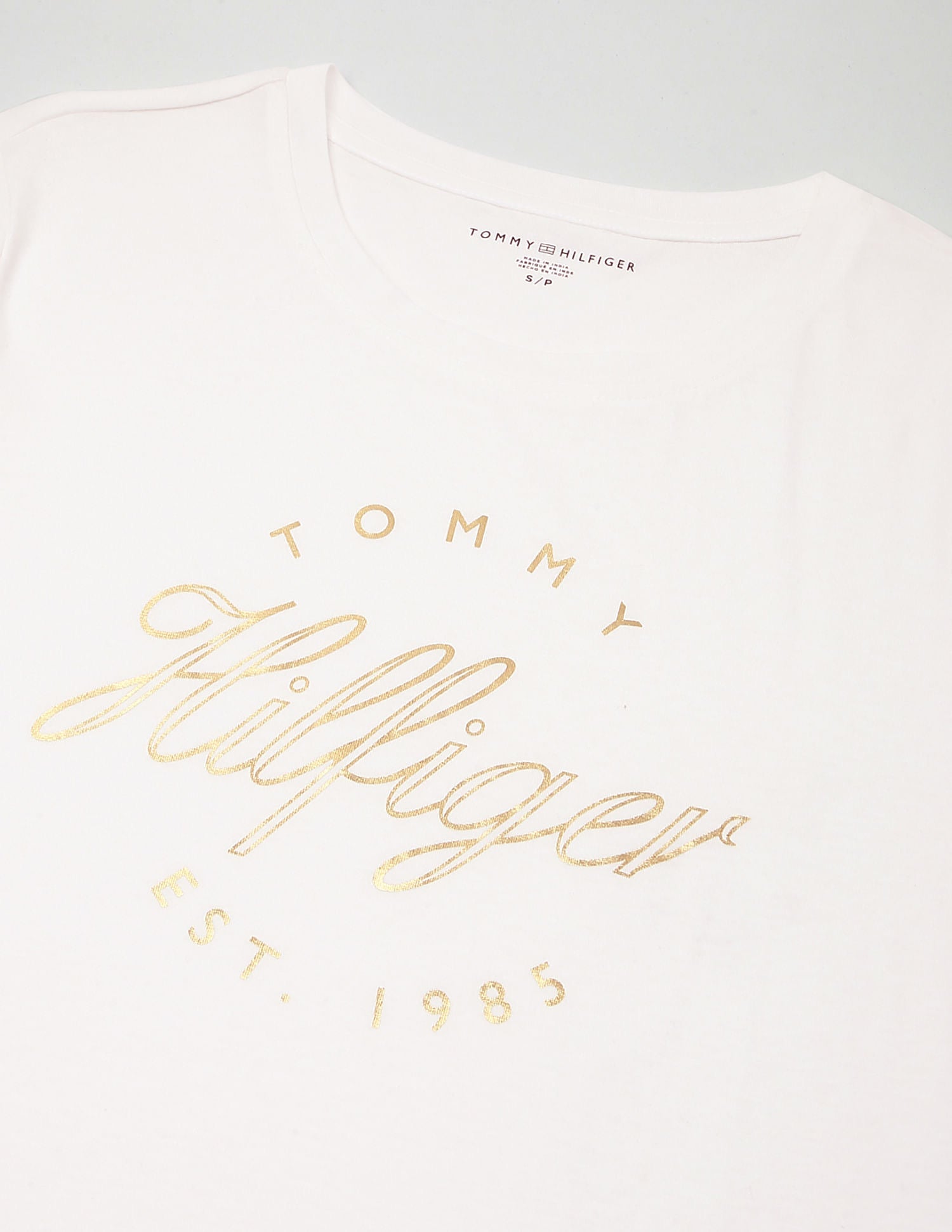 Tommy Hilfiger t-shirt size L
