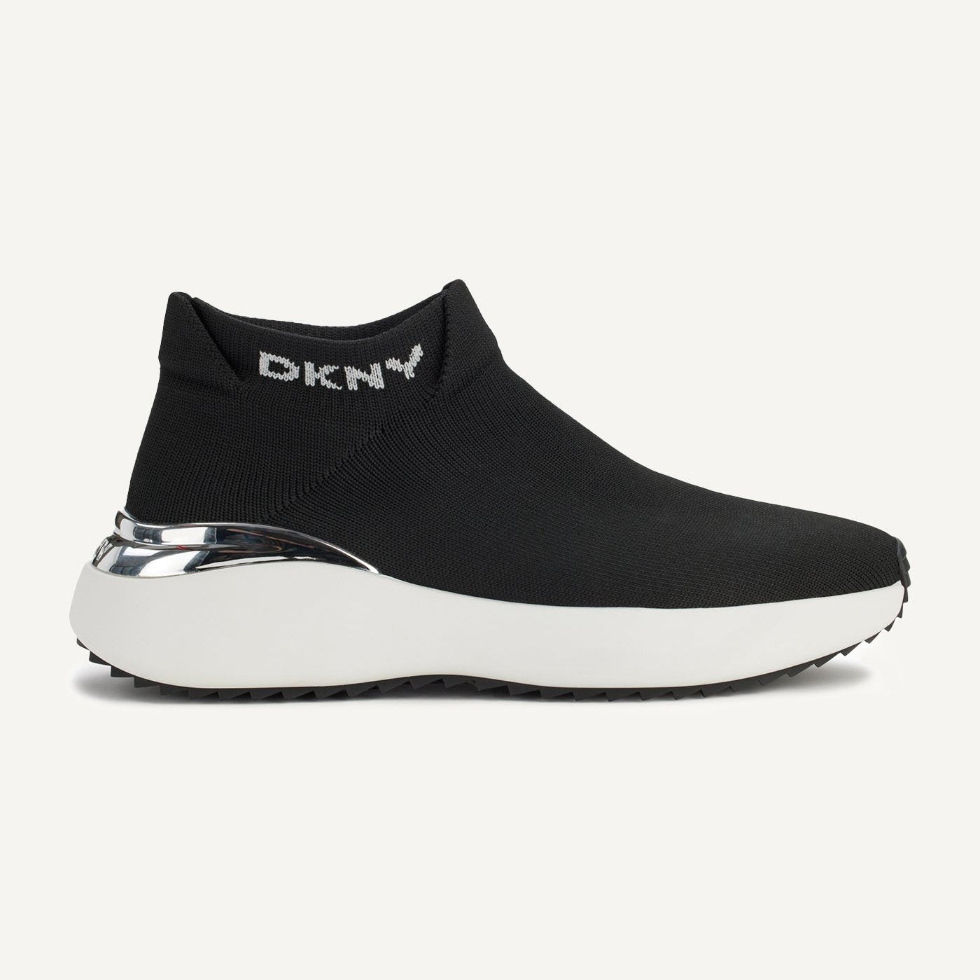 DKNY ZHAVIA SLIP ON SNEAKER  8M