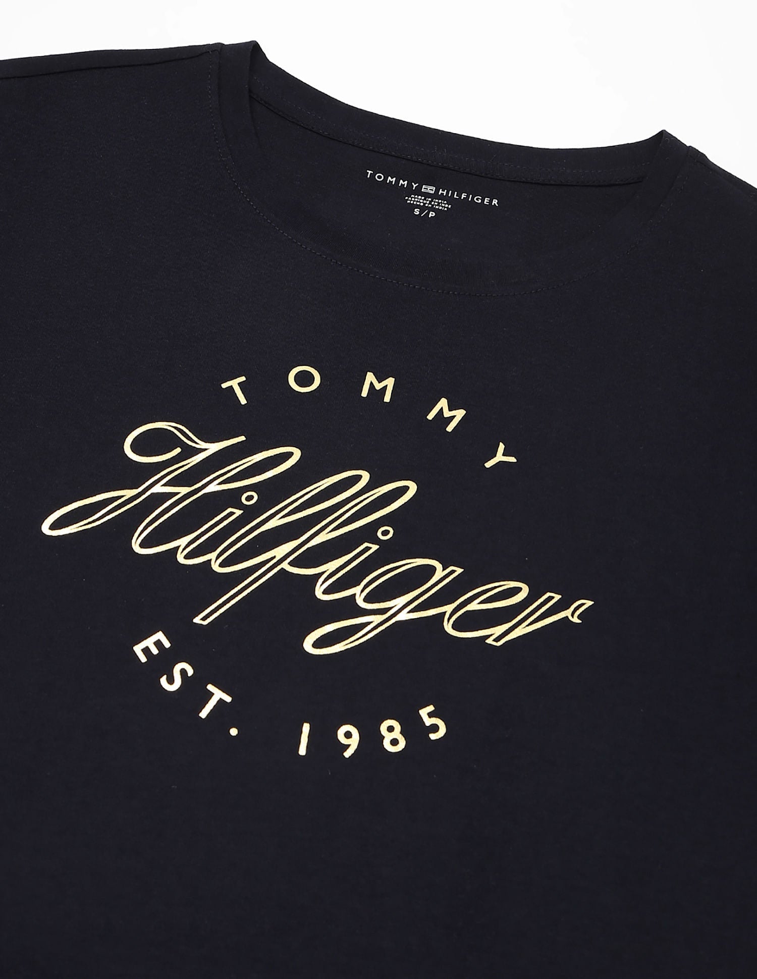 Tommy Hilfiger gold print t-shirt size L