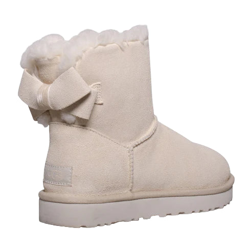 UGG Bailey Suede Bow boot Cream Size 39