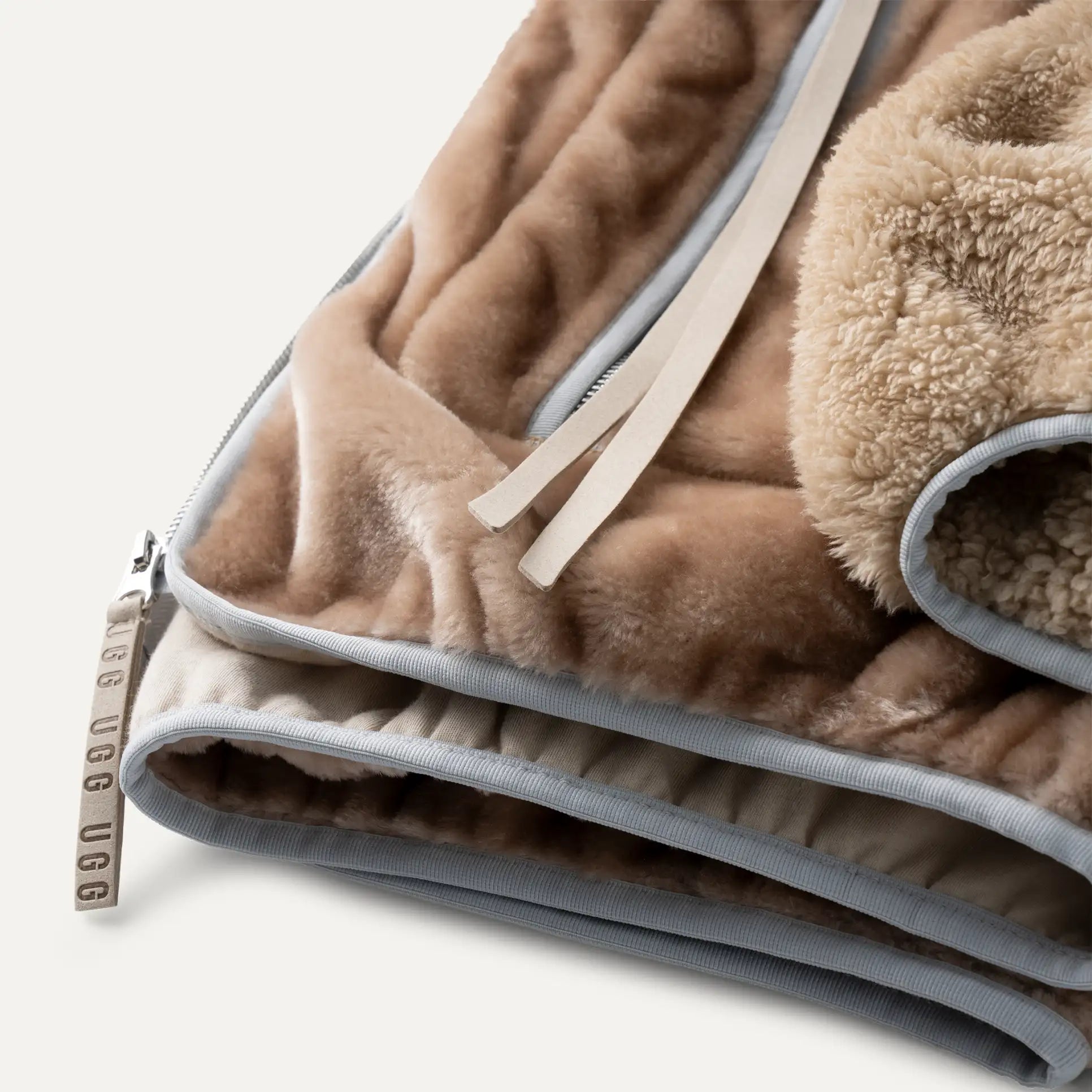 UGG Women's Marlene Sherpa Jacket II Sandstone